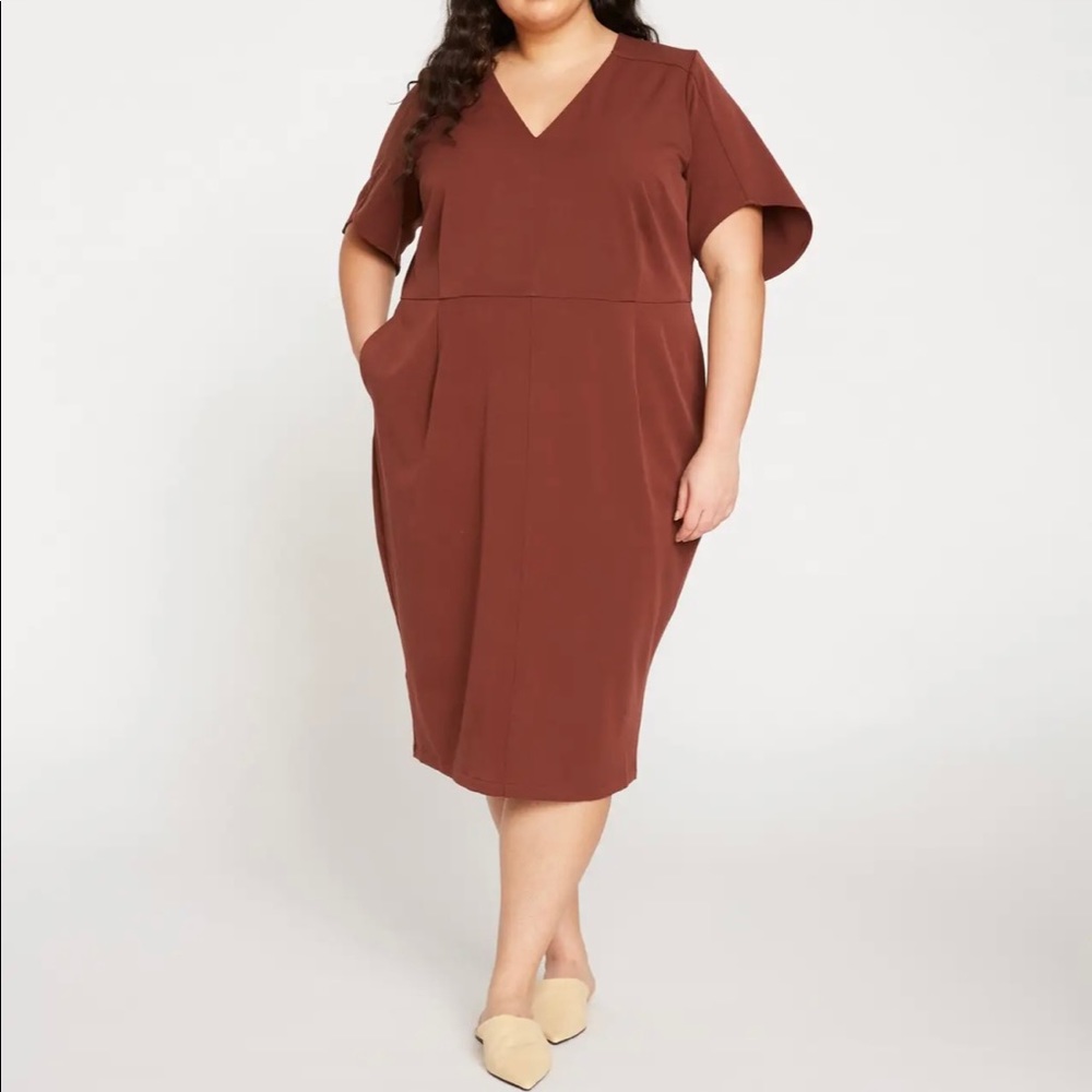 NWT Universal Standard Moira V-Neck Twill Dress in Mocha Brown Size S / US 10-12